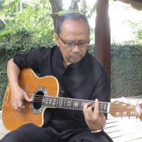 Menakar Religiusitas Ebiet G&nbsp;Ade